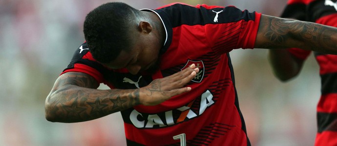 Marinho, Vitória x São Paulo (Foto: Futura Press) Marinho, Vitória x São Paulo (Foto: Futura Press)