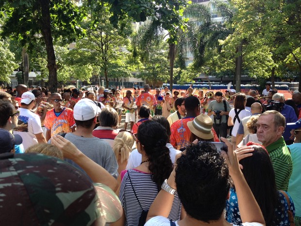 Banda de Ipanema empolga público na Praça Generaç Osório (Foto: Marcelo Elizardo / G1)