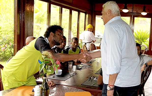 Roberto Dinamite na concentração do Vasco (Foto: Marcelo Sadio / Site do Vasco)