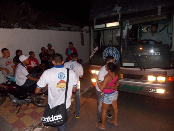 embarque Comercial-PI para a Copinha 2015 (Foto: Otávio Neto/Campo Maior Em Foco)