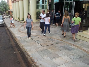 Centro Universitário Barão de Mauá estava com a calçada limpa, no Jardim Paulista (Foto: Amanda Pioli/G1)