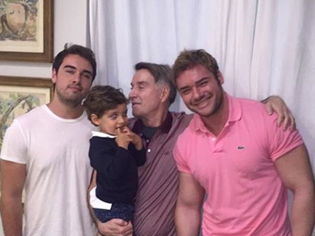 Olin Batista, Eike Batista com o caçula, Balder, e Thor Batista (Foto: Instagram/ Reprodução)