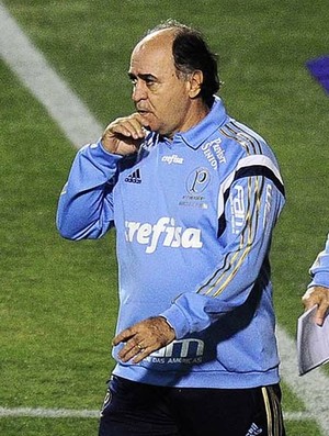 Derrota frustra planos do Palmeiras e aumenta pressão para decisão