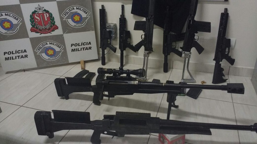 Armas foram apreendidas em Teodoro Sampaio (Foto: Cedida/Pol&iacute;cia Militar)