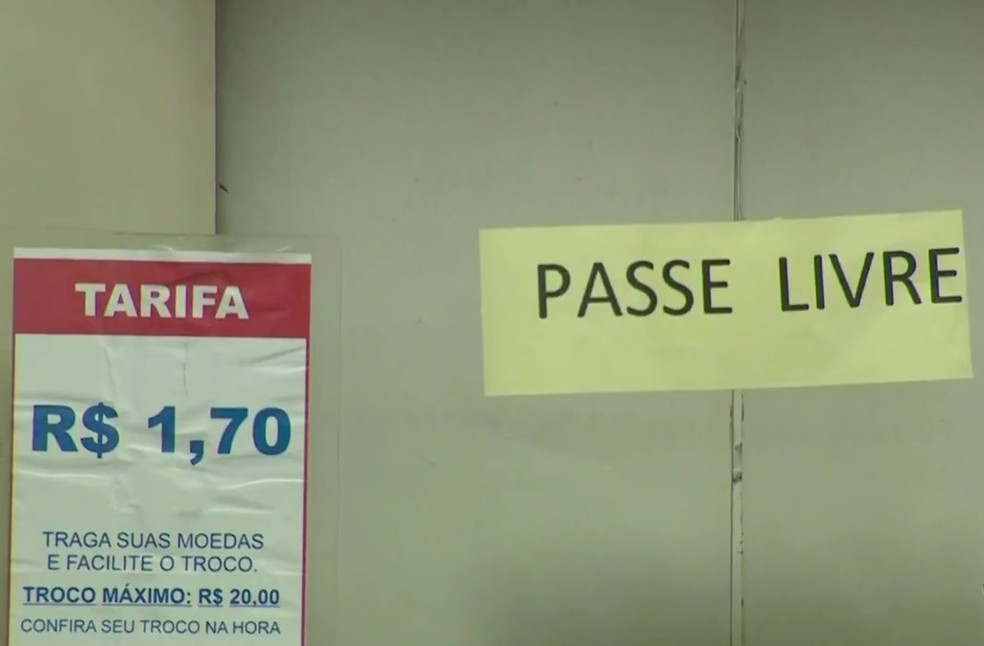 Trens metropolitanos circularam com passe livre nesta sexta-feira (30) (Foto: Reprodução/RBS TV)