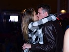 Gabi Lopes beija muito durante festival sertanejo