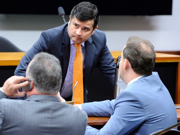 Deputado Eduardo da Fonte (PP-PE) se reúne com aliados na Câmara (Foto: Alex Ferreira/Câmara dos Deputados)