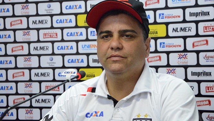 Marcelo Cabo - técnico do Atlético-GO (Foto: Divulgação / Atlético-GO)