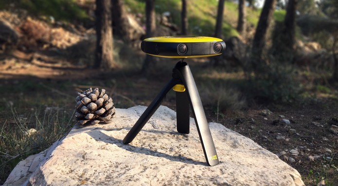 Comparada as grandes do mercado, a Vaze permite que usuário não profissionais tenham acesso a câmeras de realidade virtual. (Foto: Divulgação/HumanEye) (Foto: Comparada as grandes do mercado, a Vaze permite que usuário não profissionais tenham acesso a câmeras de realidade virtual. (Foto: Divulgação/HumanEye)) Comparada as grandes do mercado, a Vaze permite que usuário não profissionais tenham acesso a câmeras de realidade virtual. (Foto: Divulgação/HumanEye) (Foto: Comparada as grandes do mercado, a Vaze permite que usuário não profissionais tenham acesso a câmeras de realidade virtual. (Foto: Divulgação/HumanEye))