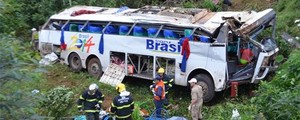 Acidente em SC com ônibus de turismo mata 9; estrada é fechada (Matheus Gustavo Imhoff/Rádio Porto Feliz)