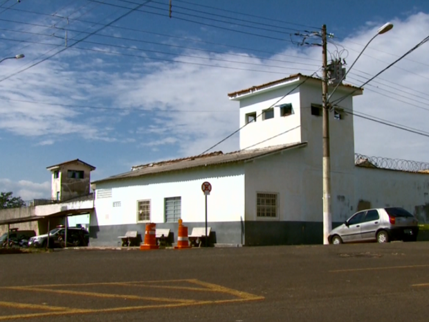 Justiça interditou parcialmente presídio após pedido do MP em Passos, MG (Foto: Reprodução EPTV) Justiça interditou parcialmente presídio após pedido do MP em Passos, MG (Foto: Reprodução EPTV)