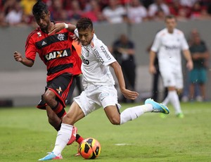 Neymar Léo Moura Santos x Flamengo (Foto: Reuters)