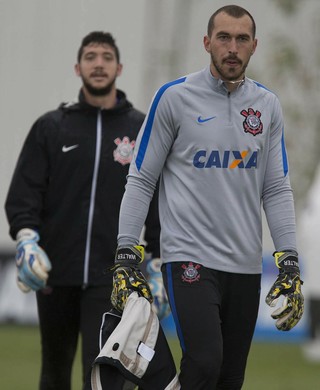 Sequência invicta do Corinthians não ilude Walter: 