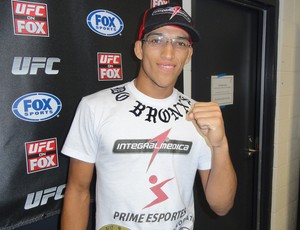 Charles do Bronx ufc chicago (Foto: Marcelo Russio / Globoesporte.com)