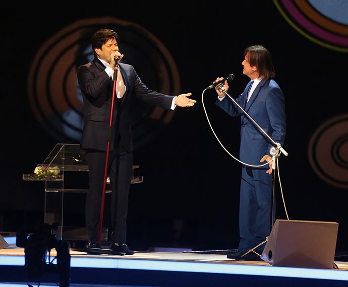 Paulo Ricardo participa de show de Roberto Carlos (Foto: Gshow)