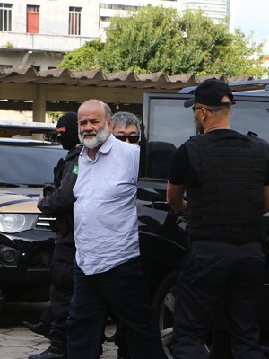 João Vaccari Neto, tesoureiro do PT, foi preso nesta quarta-feira em SP e transferido para Curitiba (Foto: Geraldo Bubniak/AGB/Agência O Globo)