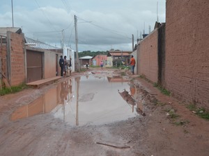 Percurso, buraco, rua, Jardim América, Macapá, Amapá (Foto: Jorge Abreu/G1)