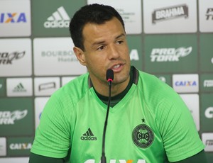 Wilson, Coletiva, Coritiba (Foto: Giuliano Gomes/ Agência PR PRESS) Wilson, Coletiva, Coritiba (Foto: Giuliano Gomes/ Agência PR PRESS)