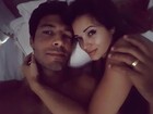 Aryane Steinkopf posta foto na cama com o marido: 'Eterno namorado'