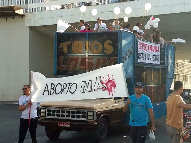 G1 Grupo Antiaborto Faz Marcha Na Esplanada Dos Ministérios