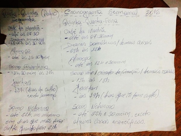 Polícia encontrou cronograma listava atividades que a mulher deveria cumprir diariamente   (Foto: PM/Divulgação)