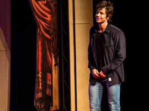 Ator de Americana Andre Bankoff apresenta monólogo em teatro de Campinas (Foto: Erik Almeida/ Divulgação)