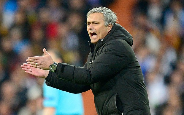 José Mourinho jogo Real Madrid Borussia Dortmund (Foto: AFP)