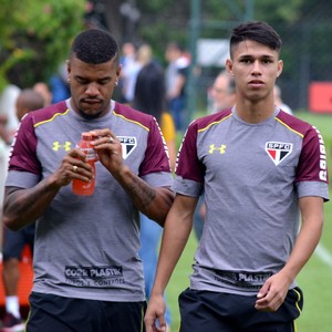 Junior Tavares Luiz Araújo São Paulo (Foto: Erico Leonan / site oficial do SPFC)