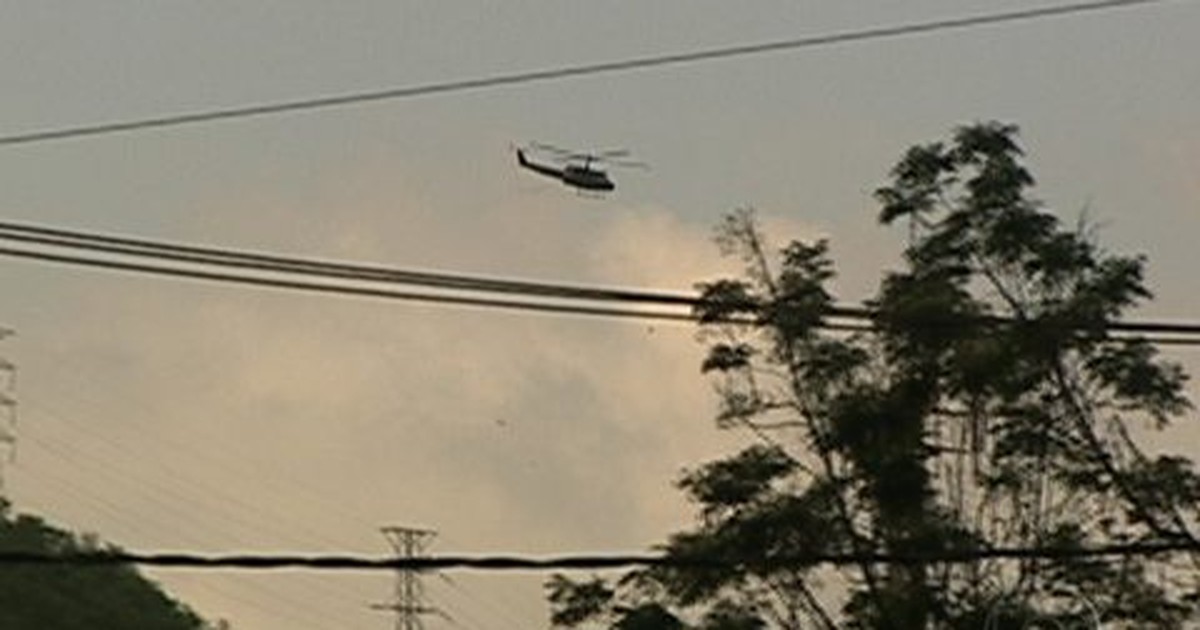 G1 Criminosos Disparam Contra Helicóptero Da Polícia No Alemão Notícias Em Rio De Janeiro