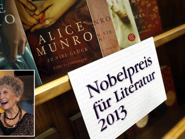 Livros de autoria da canadense Alice Munro já são destacados em estande da Feira do Livro de Frankfurt, na Alemanha, logo após a escritora ser nomeada vencedora do Prêmio Nobel de Literatura 2013. À esquerda, imagem de arquivo da autora. (Foto: Ralph Orlowski/Reuters e Mike Cassese/Reuters/Arquivo)