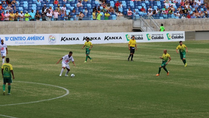 Cuiabá e Dom Bosco Campeonato Mato-grossense (Foto: Olimpio Vasconcellos) Cuiabá e Dom Bosco Campeonato Mato-grossense (Foto: Olimpio Vasconcellos)