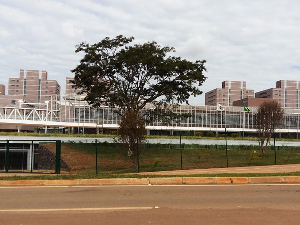 Novo centro administrativo do governo do Distrito Federal, em Taguatinga (Foto: Isabella Calzolari/G1)