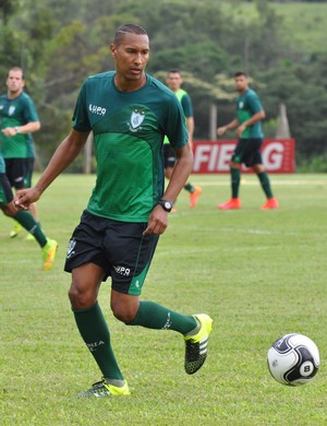 Artur, novo zagueiro do América-MG (Foto: Carlos Cruz/AFC)
