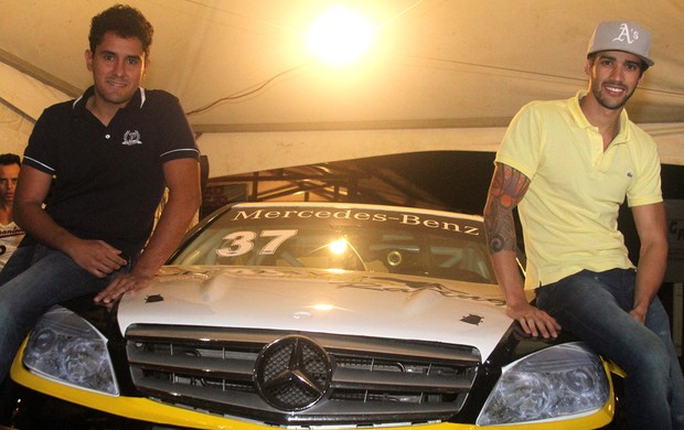 Gusttavo Lima Racing carro Mercedes-Benz Grand Challenge (Foto: Luciano Santos/Sigcom)