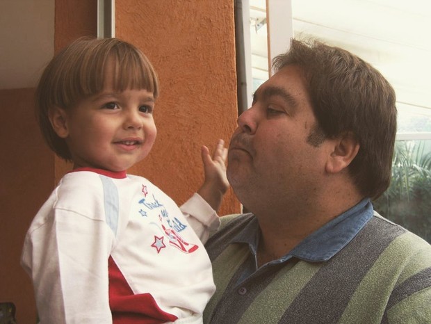 João Guilherme Silva em foto da infância com o pai, Faustão (Foto: Reprodução/Instagram)