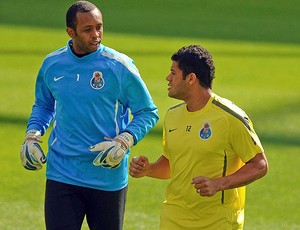 helton hulk porto treino (Foto: agência Reuters)