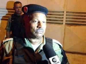 Tenente diz que corpo da vítima tinha sinais de violência (Foto: Gil Oliveira/ G1 PI) Tenente diz que corpo da vítima tinha sinais de violência (Foto: Gil Oliveira/ G1 PI)