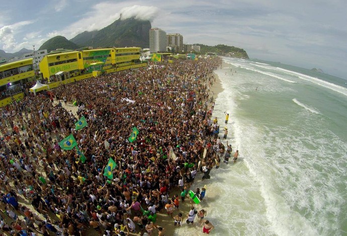 Rio Pro recebeu mais de 100 mil pessoas ao longo dos cinco dias de competição, recorde histórico de público (Foto: Reprodução/Facebook) Rio Pro recebeu mais de 100 mil pessoas ao longo dos cinco dias de competição, recorde histórico de público (Foto: Reprodução/Facebook)