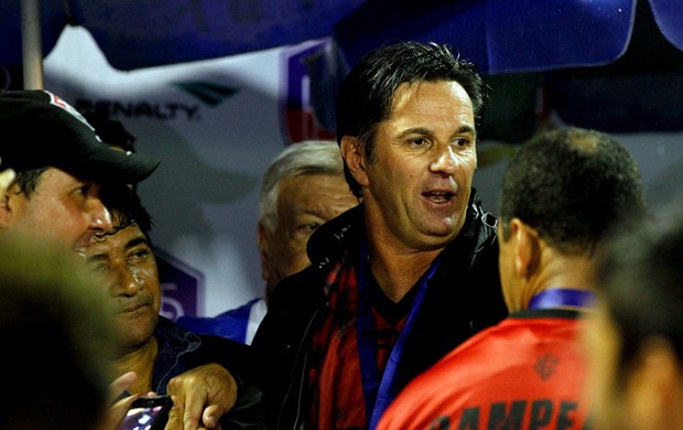 Caio Junior, técnico do Vitória (Foto: Felipe Oliveira/Divulgação/EC Vitória) Caio Junior, técnico do Vitória (Foto: Felipe Oliveira/Divulgação/EC Vitória)