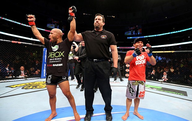 UFC Demetrious Johnson e John Dodson (Foto: Agência Getty Images)