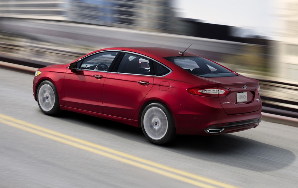 Ford Fusion também entra no recall por defeito no trinco das portas (Foto: Divulgação)