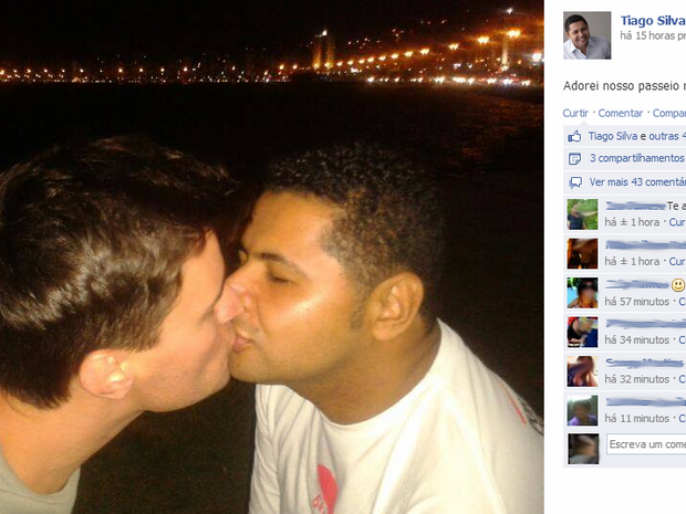 Tiago Silva posta foto de beijo (Foto: Reprodução/Facebook)