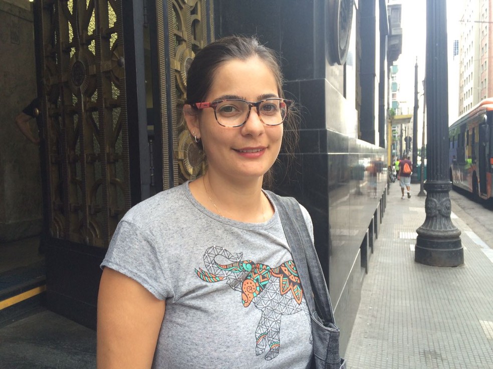 Agrônoma Milene disse que não gastou 15 minutos para sacar o FGTS (Foto: Carolina Dantas/G1)