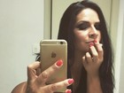 Solange Gomes posa sem calcinha e empina o bumbum em foto na web