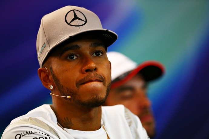 Lewis Hamilton na coletiva de imprensa do GP da Bélgica (Foto: Getty Images)