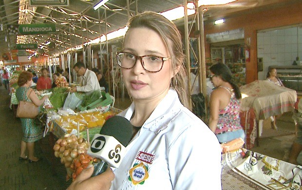 Nutricionista Glenda Rodrigues destacou alimentos que são reaproveitáveis (Foto: Bom Dia Amazônia)
