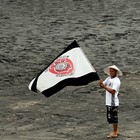 Torcedores
invadem obra do Itaquerão (Ernesto Rodrigues/Estadão Conteúdo)