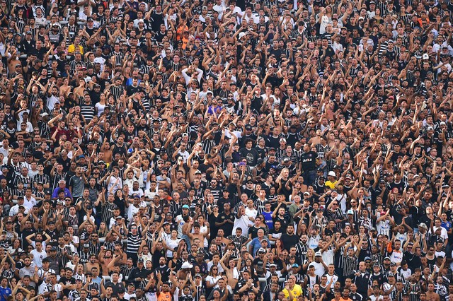 Corinthians vende 29 mil ingressos para clássico contra o Santos na Arena