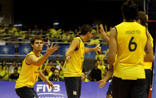 vôlei bruninho brasil e bulgária liga mundial brasília (Foto: FIVB) vôlei bruninho brasil e bulgária liga mundial brasília (Foto: FIVB)