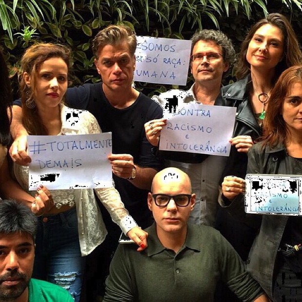 Fábio Assunção, Lavínia Vlasak e Leona Cavalli posam contra o racismo (Foto: Reprodução/Instagram)
